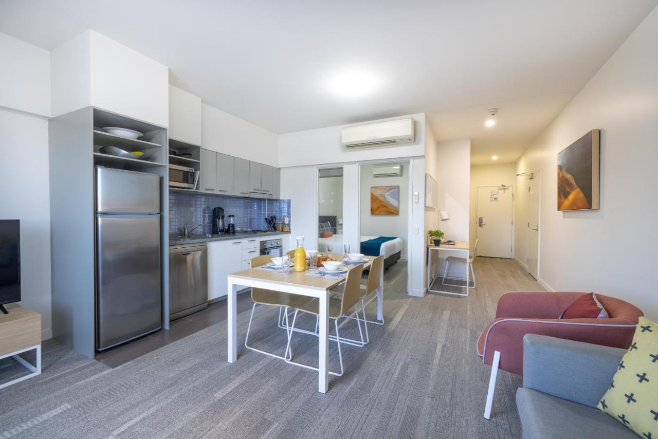 Aligned Corporate Residences Макай Екстериор снимка