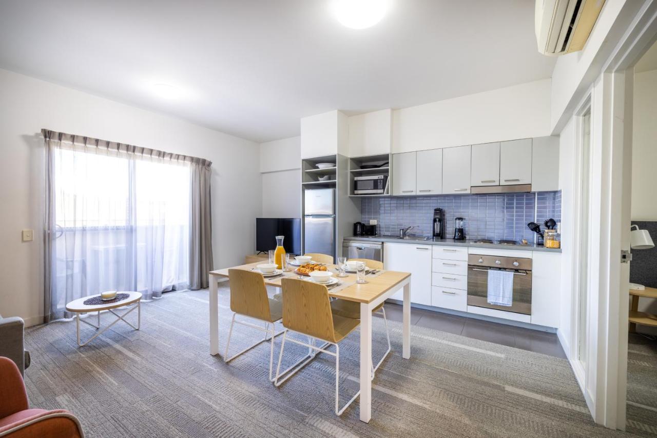 Aligned Corporate Residences Макай Екстериор снимка