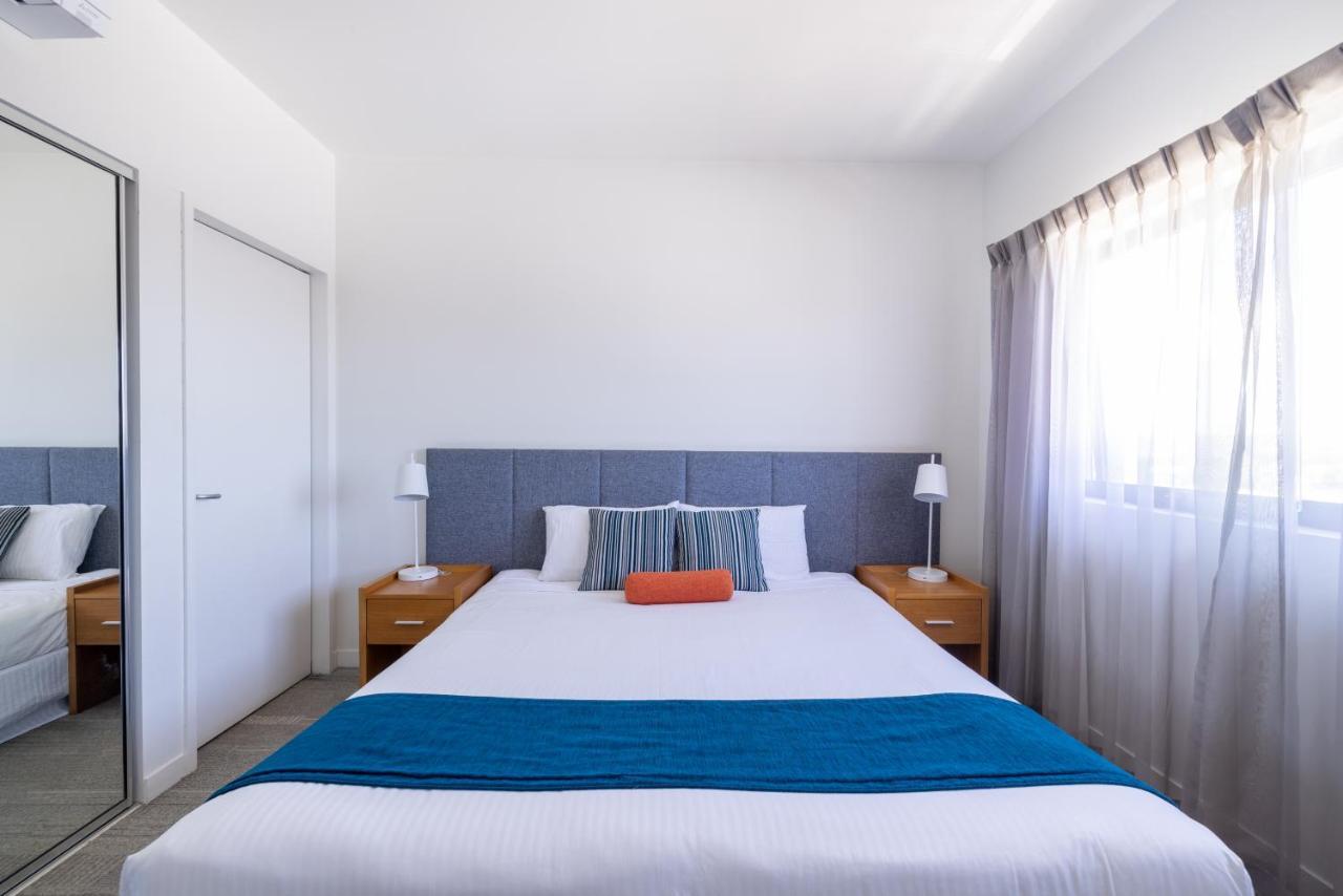 Aligned Corporate Residences Макай Екстериор снимка