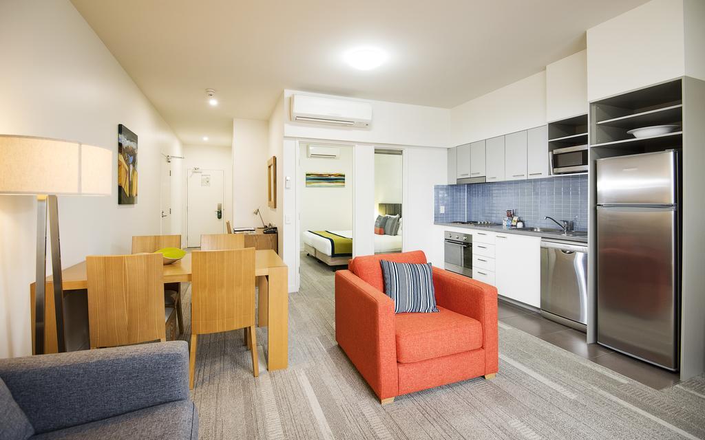 Aligned Corporate Residences Макай Екстериор снимка